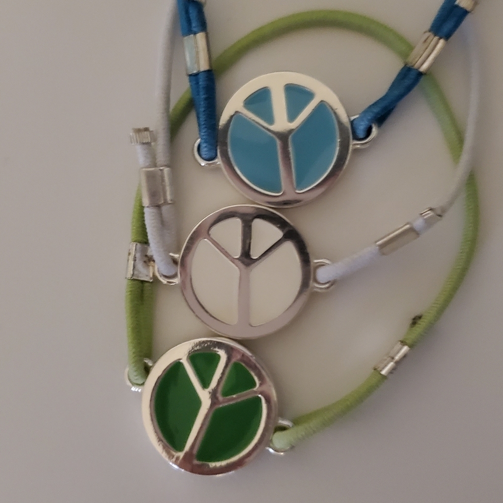 peace symbol stretch braclets